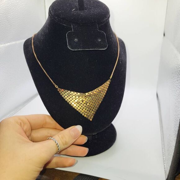 Vintage 90s Signed Gold Chainmaile Necklace - Picture 1 of 5